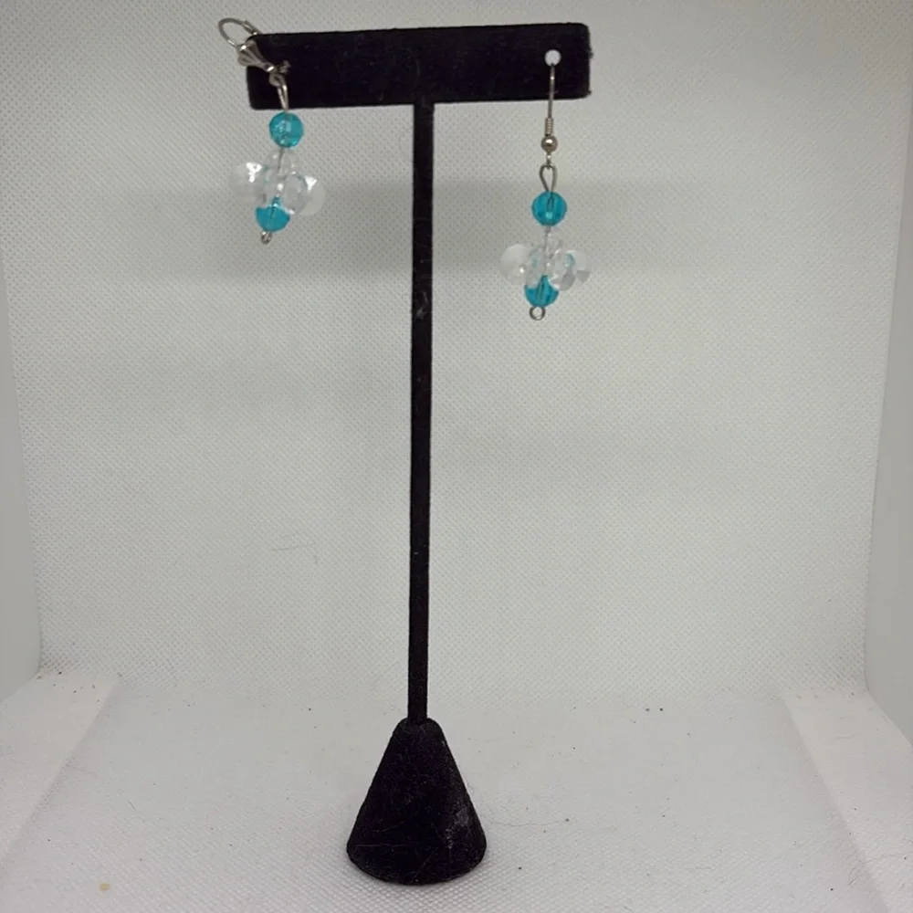 Vintage Clear Plastic Beaded Bracelet/Necklace (set of 2 pairs of earrings) Set - Picture 8 of 16